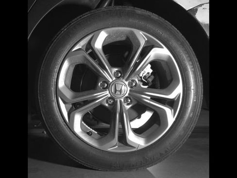 Used 2024 Honda Accord EX image 11