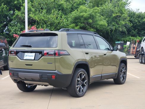 New 2026 Jeep Cherokee Overland w/ Advanced Pro Tech Group AWD/4WD image 4