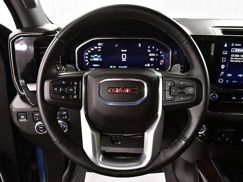 Used 2026 GMC Sierra 1500 Elevation w/ Elevation Premium Package AWD/4WD image 21