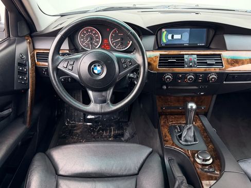 Used 2007 BMW 530xi Wagon image 17