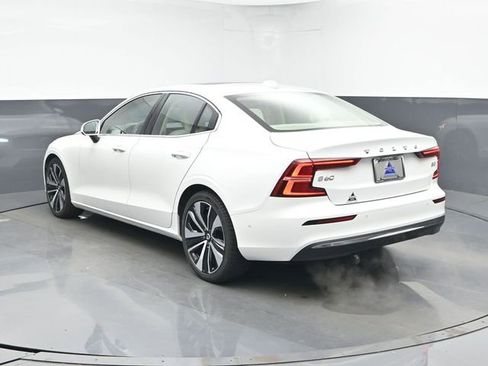 Used 2023 Volvo S60 B5 Ultimate w/ Climate Package image 7