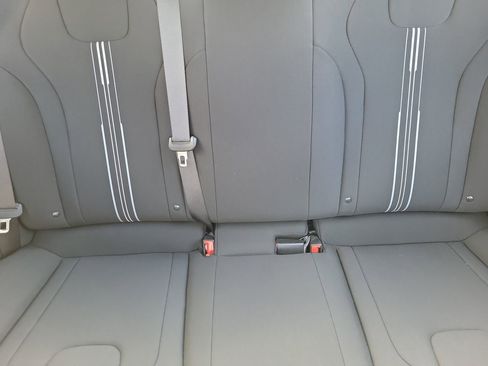 Used 2025 Hyundai Elantra Sport image 13