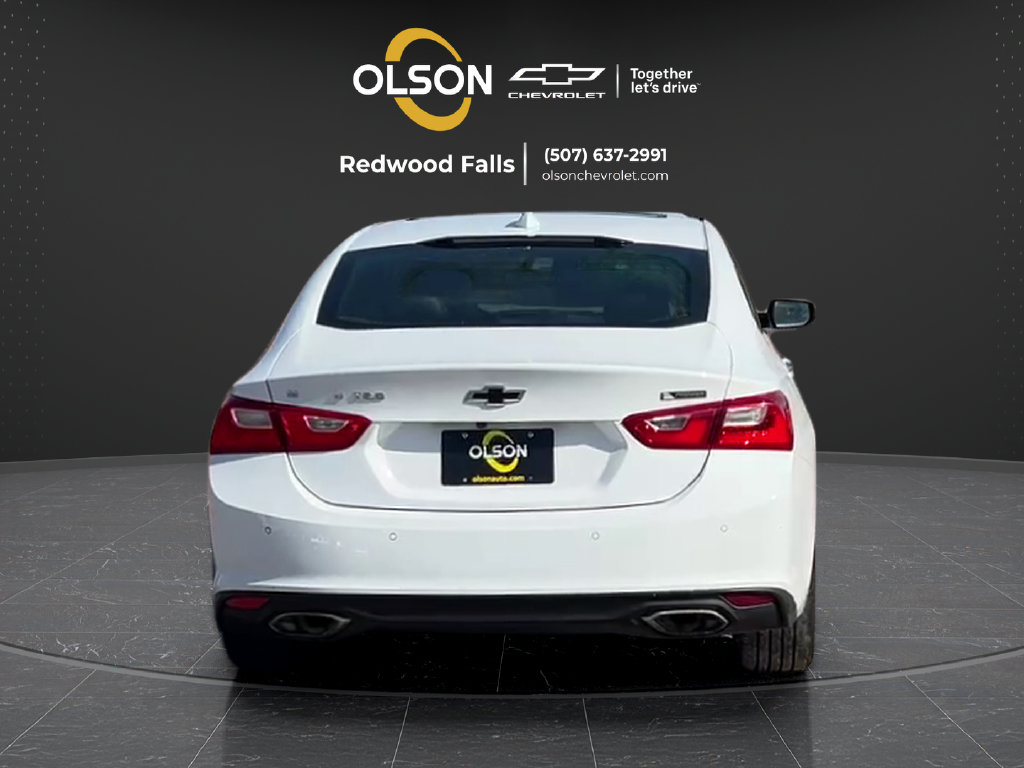 Used 2018 Chevrolet Malibu Premier w/ Premier Sun and Wheel Package FWD image 4