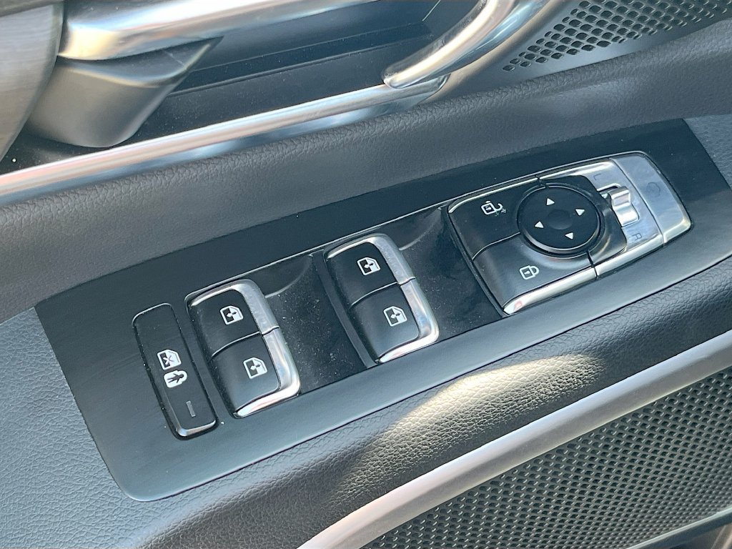 Used 2025 Kia Telluride EX X-Line AWD/4WD image 18