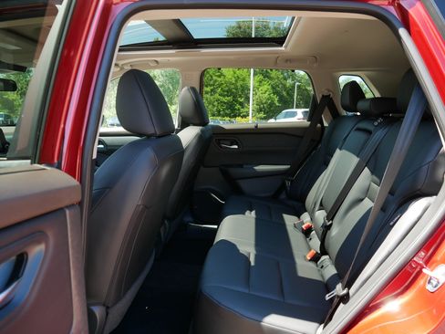 Certified 2023 Nissan Rogue SV w/ SV Premium B Package AWD/4WD image 37