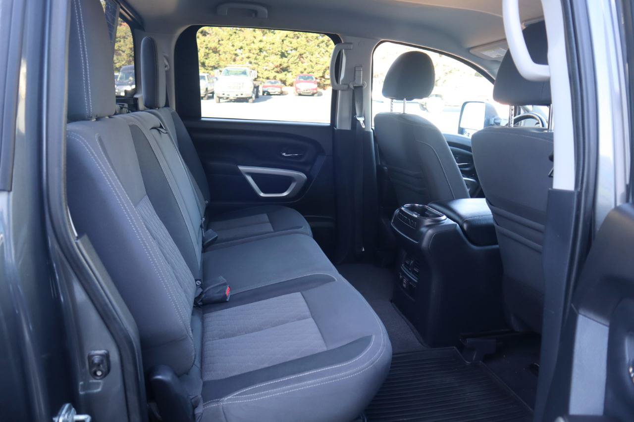 Used 2021 Nissan Titan SV w/ SV Convenience Package AWD/4WD image 50