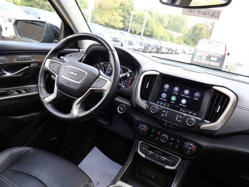 Used 2022 GMC Terrain Denali w/ LPO, Floor Liner Package AWD/4WD image 28