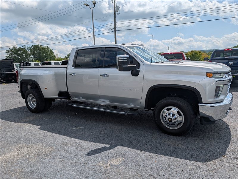 Used 2021 Chevrolet Silverado 3500 LTZ w/ LTZ Plus Package AWD/4WD image 9