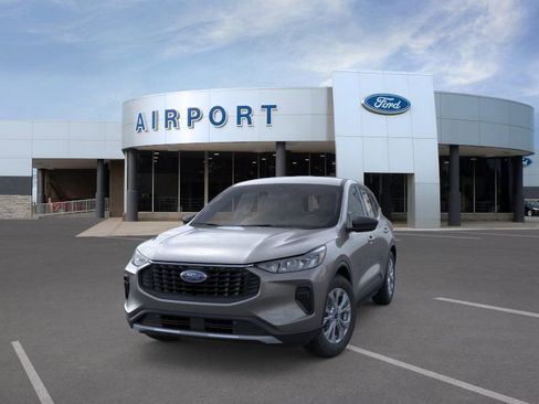 New 2026 Ford Escape Active image 2