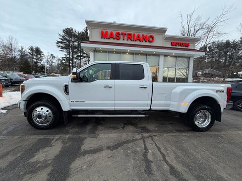 Used 2019 Ford F450 XLT w/ XLT Premium Package image 12