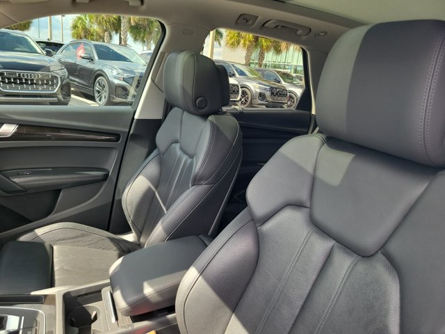 Used 2019 Audi Q5 Premium Plus w/ Premium Plus Package AWD/4WD image 16
