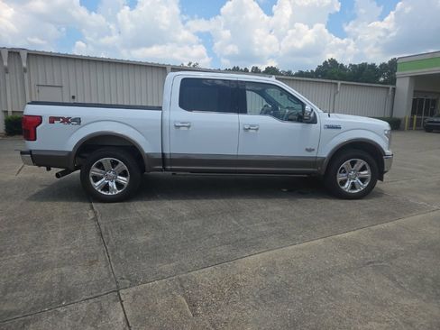 Used 2018 Ford F150 King Ranch w/ Equipment Group 601A Luxury AWD/4WD image 11