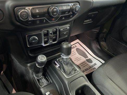 Certified 2021 Jeep Wrangler Unlimited Sahara image 15