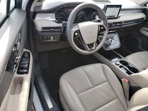 Used 2022 Lincoln Corsair AWD w/ Equipment Group 101A image 12