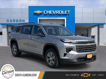 Used 2024 Chevrolet Traverse LT