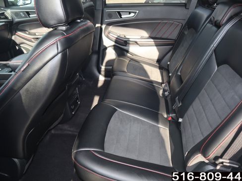 Used 2022 Ford Edge ST-Line image 12