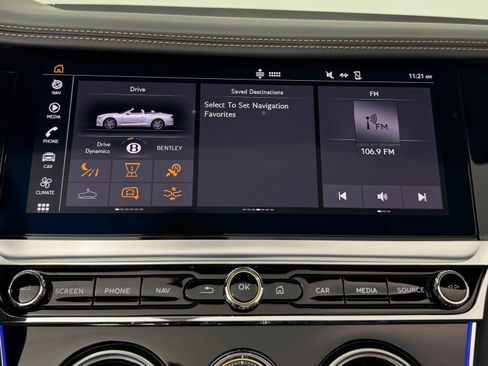 Used 2024 Bentley Continental GT Azure image 30