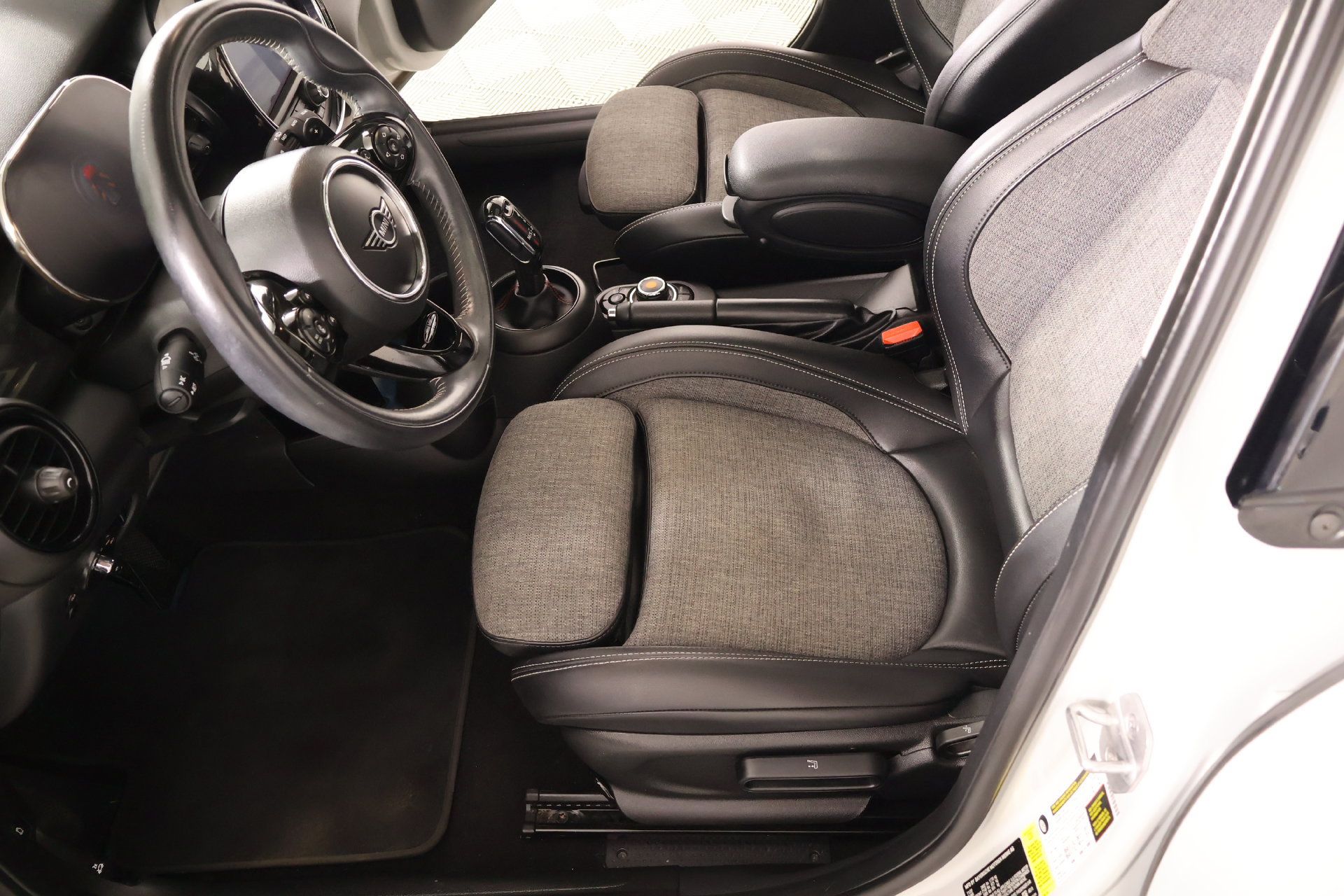 Used 2021 MINI Cooper S w/ Driver Assistance Package FWD image 12