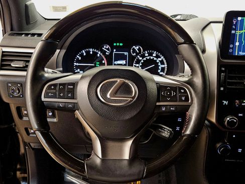 Used 2023 Lexus GX 460 Premium w/ Accessory Package AWD/4WD image 38