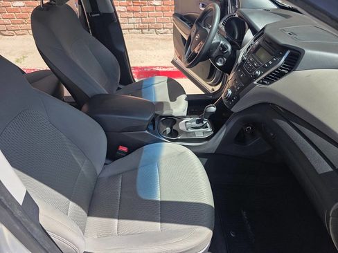Used 2015 Hyundai Santa Fe Sport image 12