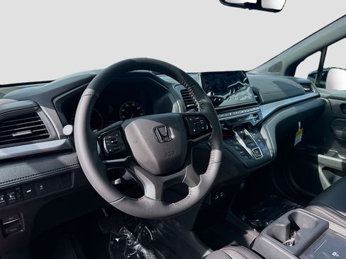 New 2026 Honda Odyssey Sport-L image 9