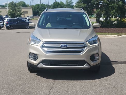 Used 2017 Ford Escape Titanium FWD image 2