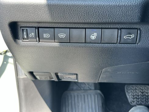 Used 2023 Toyota RAV4 Adventure w/ Convenience Package image 12