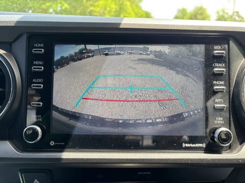 Used 2020 Toyota Tacoma TRD Sport w/ Technology Package RWD image 21