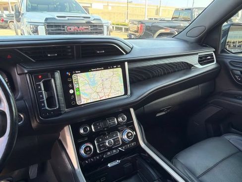 Used 2022 GMC Yukon Denali AWD/4WD image 9
