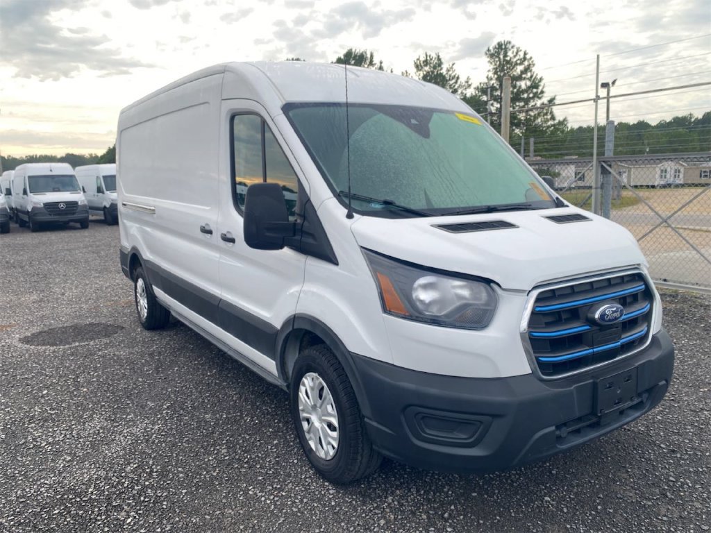 Used 2023 Ford E-Transit Medium Roof RWD image 21
