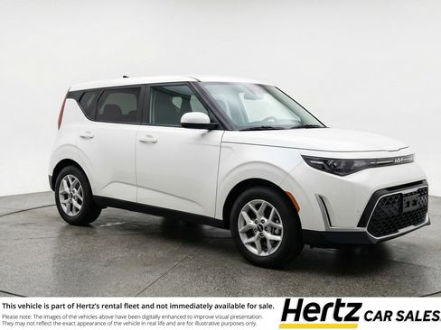Used 2025 Kia Soul LX w/ LX Technology Package image 1