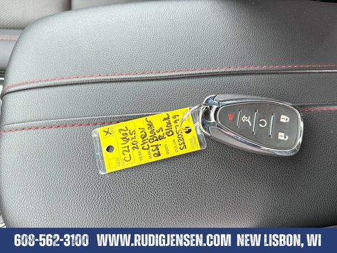 Used 2025 Chevrolet Blazer RS AWD/4WD image 27