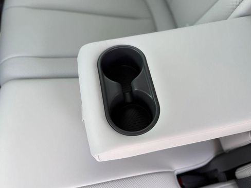 New 2026 Hyundai Ioniq 5 Limited image 8