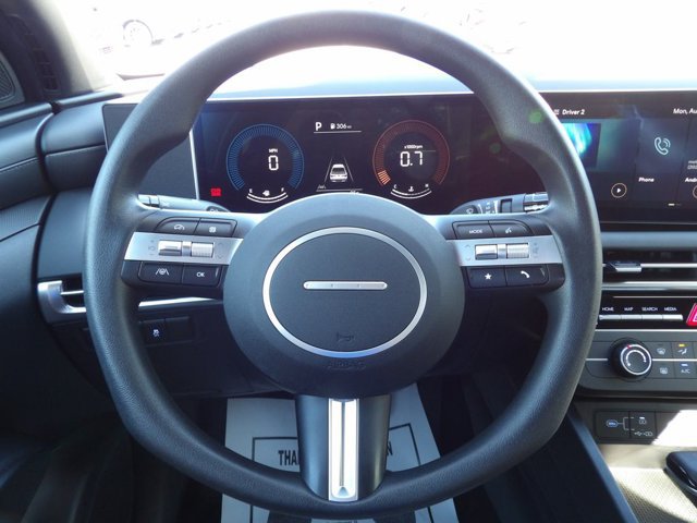 Certified 2025 Hyundai Santa Cruz SE FWD image 15