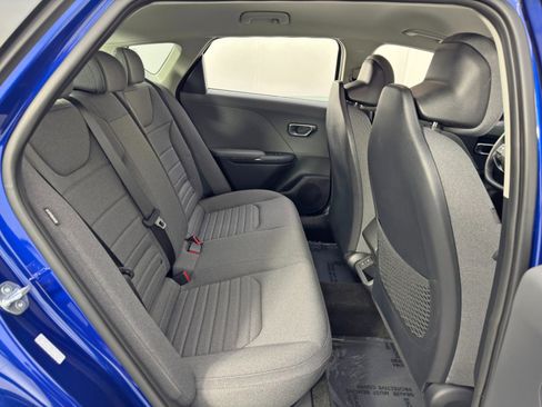 Used 2025 Kia K4 EX image 40