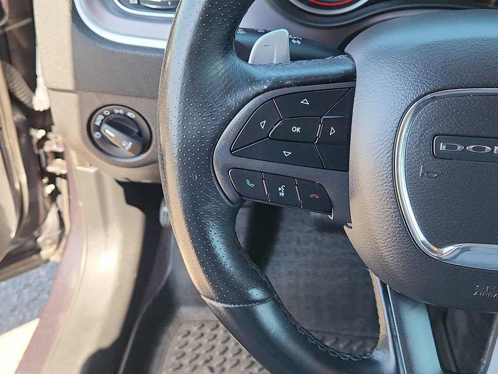 Used 2019 Dodge Charger SXT AWD/4WD image 15