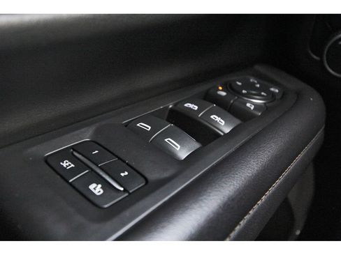 Used 2021 Chevrolet Suburban High Country w/ Premium Package AWD/4WD image 20