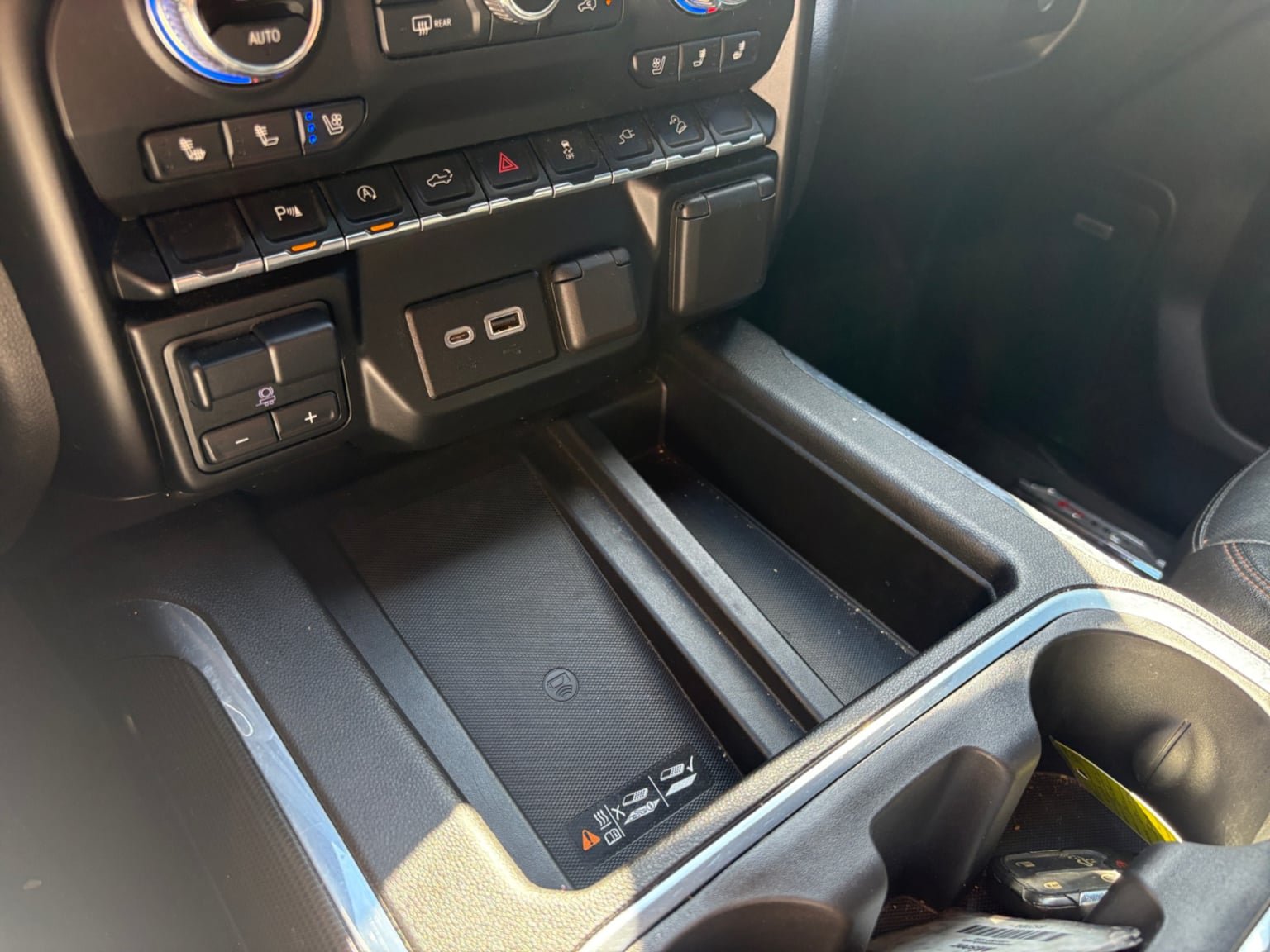 Used 2020 GMC Sierra 1500 AT4 w/ AT4 Premium Package AWD/4WD image 25