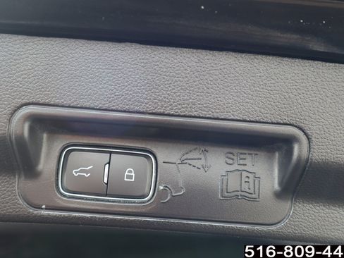 Used 2021 Ford Explorer XLT w/ Equipment Group 202A image 26