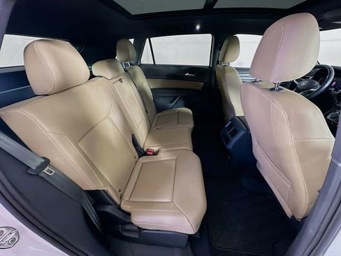 Used 2020 Volkswagen Atlas Cross Sport SEL R-Line image 27