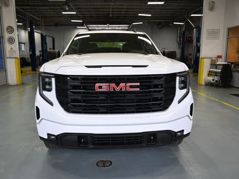 New 2026 GMC Sierra 1500 Elevation AWD/4WD image 2