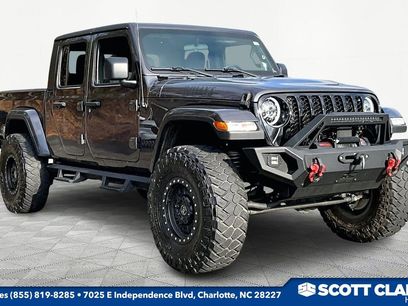 Used 2022 Jeep Gladiator Sport