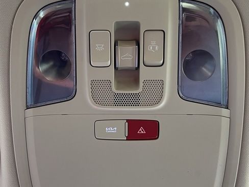 Used 2023 Kia Stinger GT2 image 26