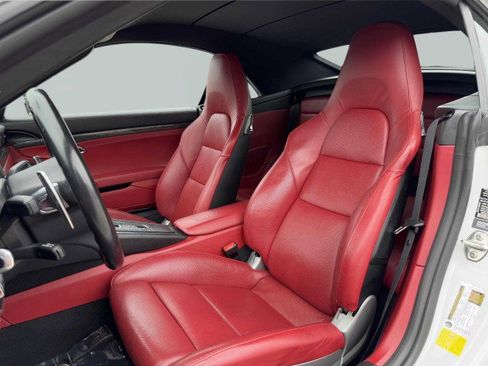 Used 2016 Porsche 911 Turbo S image 20