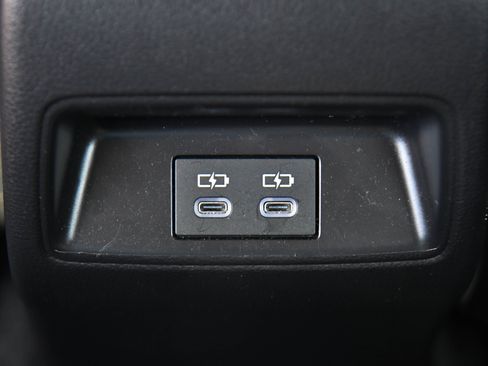 Used 2025 Toyota Corolla LE FWD image 36