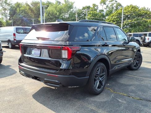 New 2026 Ford Explorer ST-Line w/ ST-Line Street Pack RWD image 5