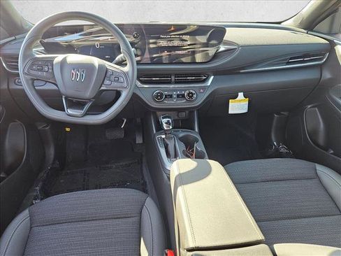 Used 2026 Buick Envista Preferred w/ Advanced Safety Package FWD image 16