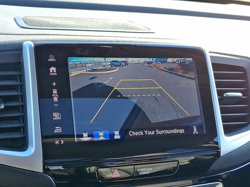 Used 2018 Honda Pilot Elite image 20