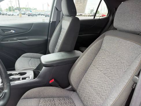 Used 2024 Chevrolet Equinox LT FWD image 12