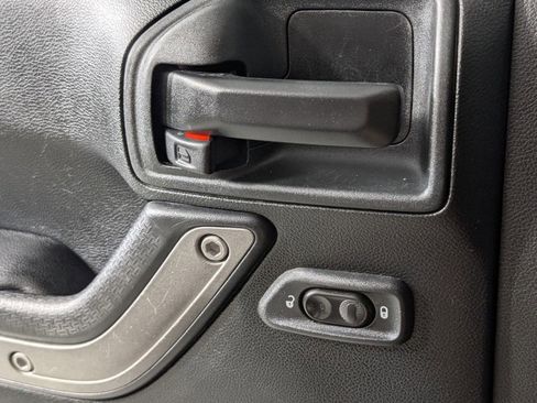 Used 2017 Jeep Wrangler Unlimited Sport w/ Quick Order Package 24S image 26